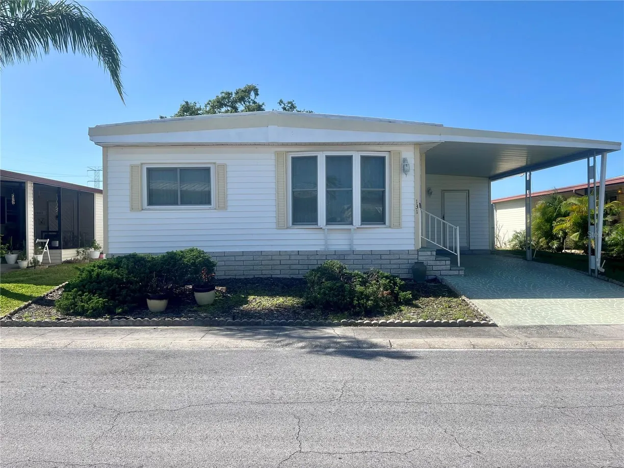 Sarasota/St. Petersburg Real Estate | View 131 CEDAR DRIVE | 2 Beds, 2 Baths