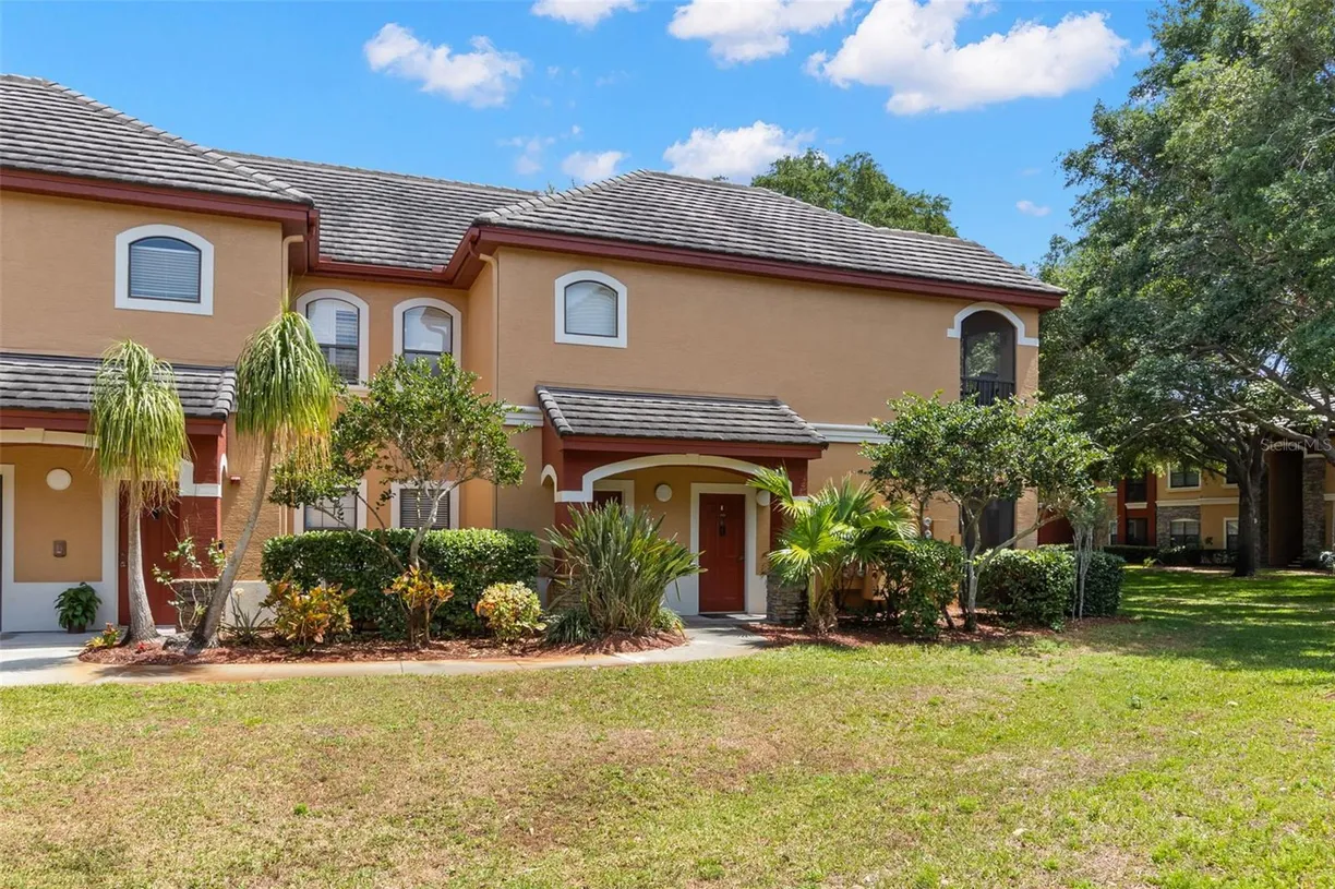 Sarasota/St. Petersburg Real Estate | View 2200 TUSCANY TRACE, 15 | Listing
