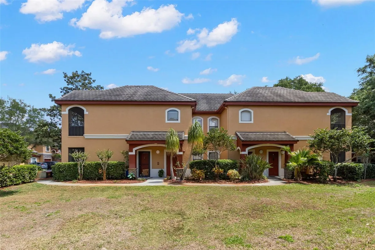 Sarasota/St. Petersburg Real Estate | View 2200 TUSCANY TRACE, 15 | Listing