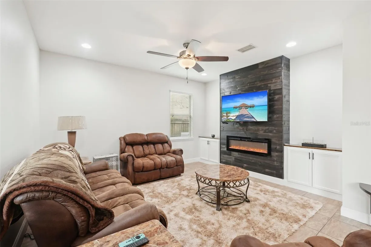 Sarasota/St. Petersburg Real Estate | View 12402 FAIRLAWN DRIVE | Listing