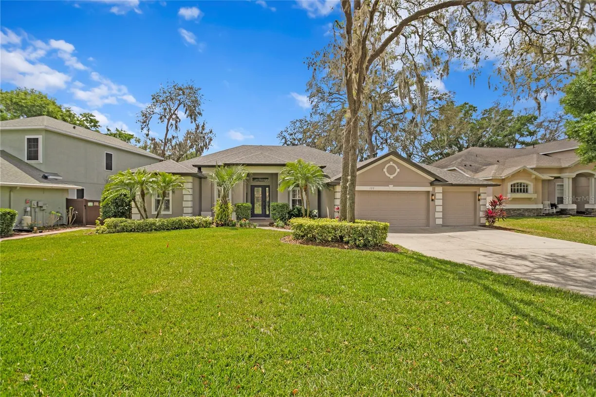 Sarasota/St. Petersburg Real Estate | View 122 FALLING WATER DRIVE | 4 Beds, 3 Baths