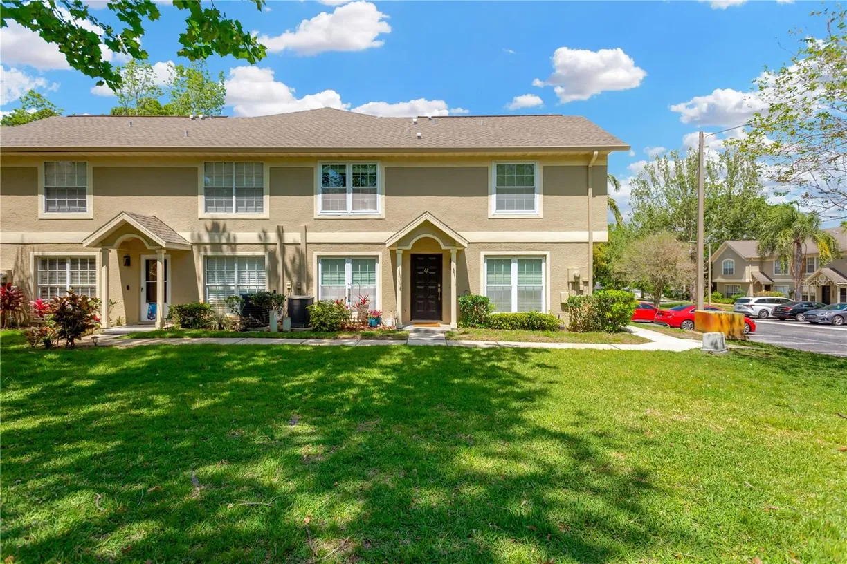 Sarasota/St. Petersburg Real Estate | View 2897 THAXTON DRIVE, 62 | 2 Beds, 1 Bath