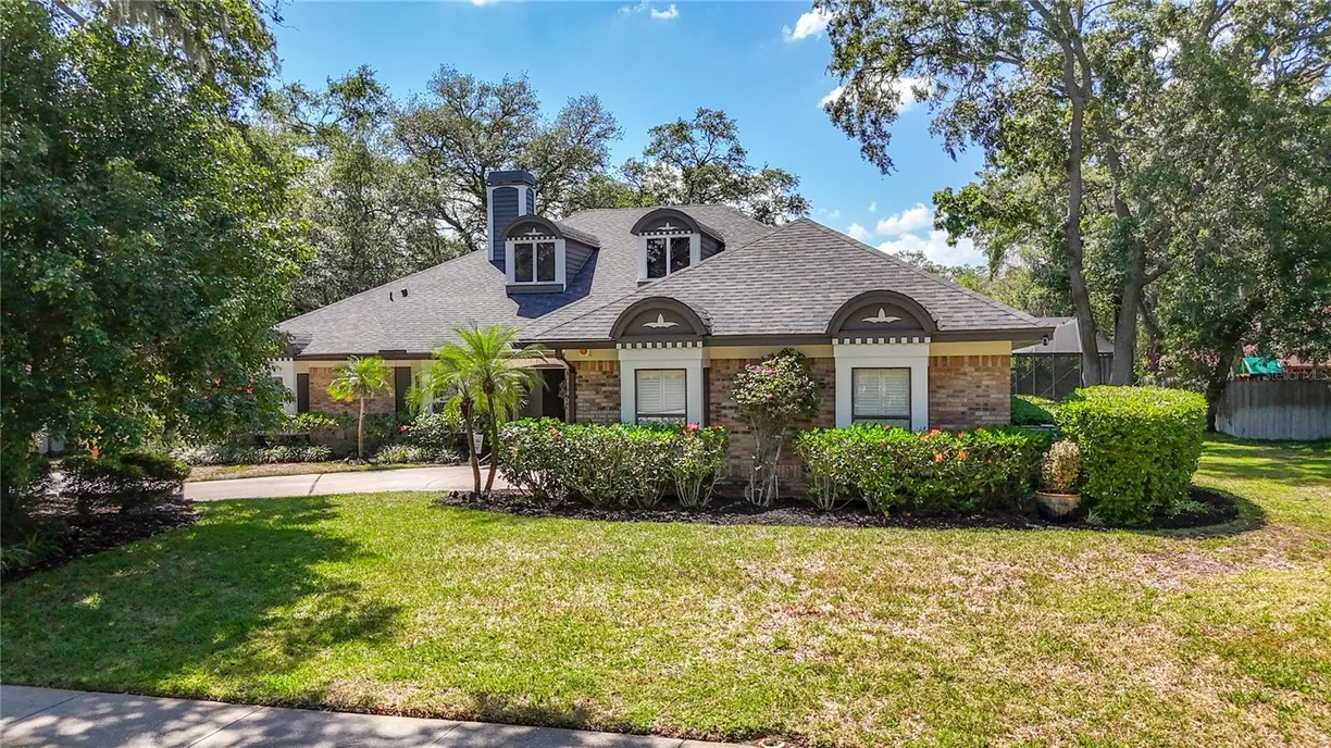 Sarasota/St. Petersburg Real Estate | View 213 SHEFFIELD CIRCLE | Listing