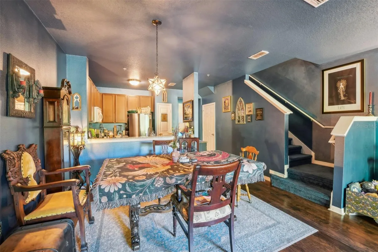 Central Florida Real Estate | View 10451 REGENT SQUARE DRIVE, 903 | Listing