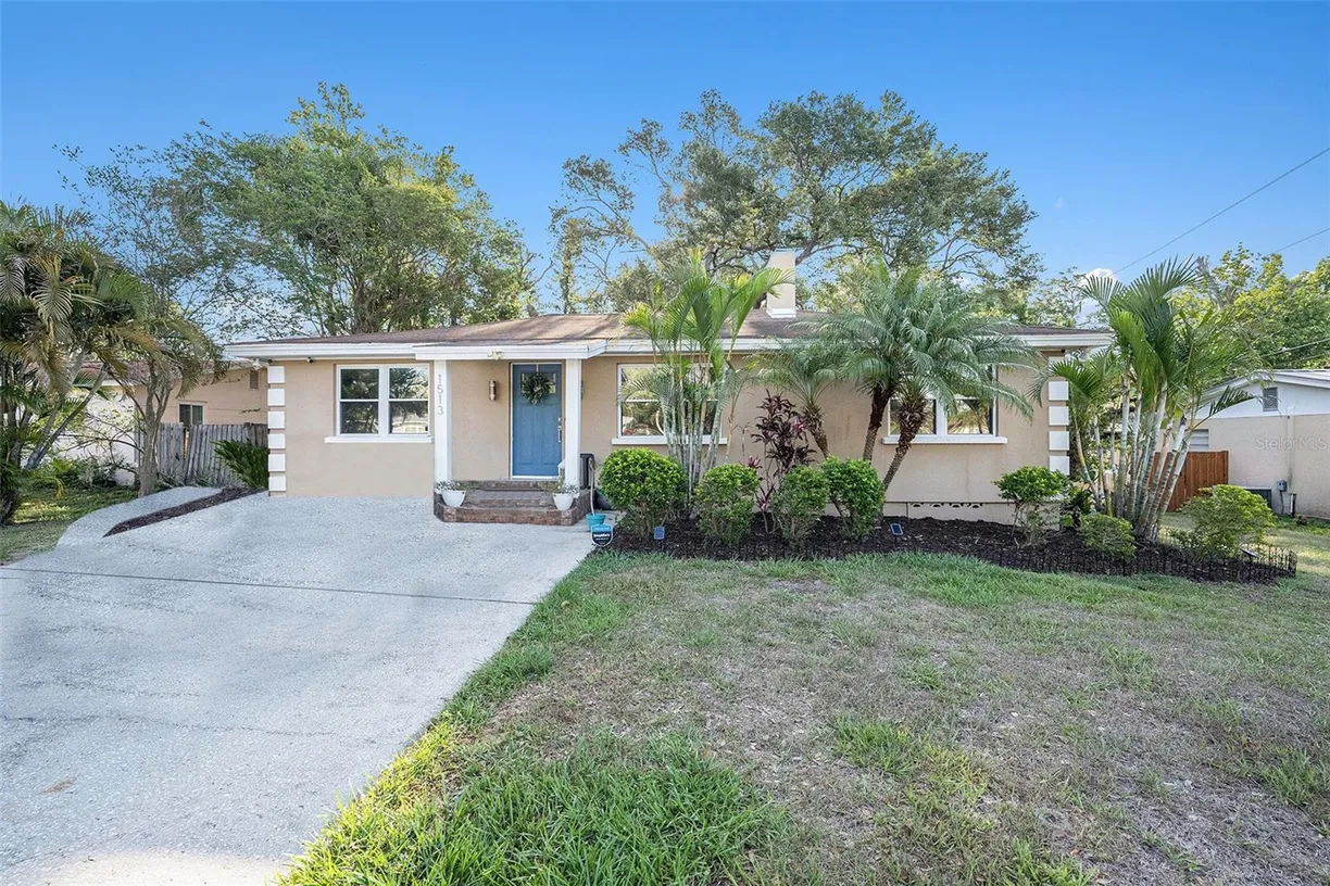 Sarasota/St. Petersburg Real Estate | View 1513 OWEN DRIVE | Listing