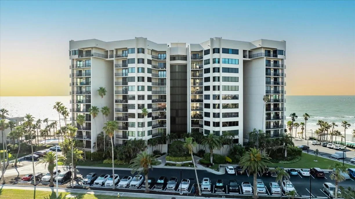 Sarasota/St. Petersburg Real Estate | View 1600 GULF BOULEVARD, 618 | 2 Beds, 2 Baths