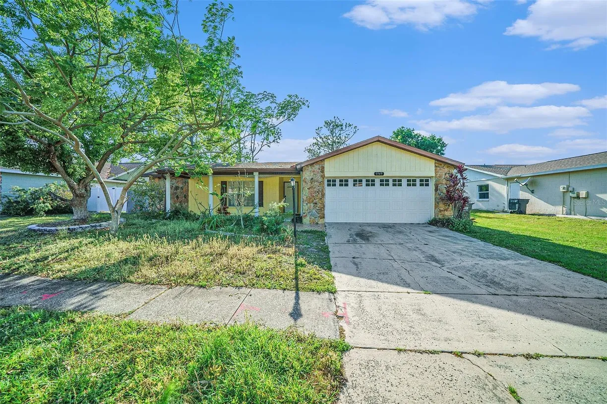 Sarasota/St. Petersburg Real Estate | View 1349 FOXBORO DRIVE | 3 Beds, 2 Baths