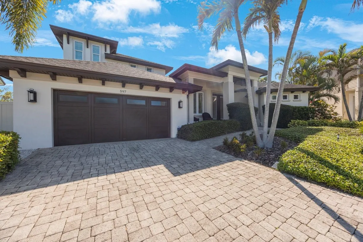 Sarasota/St. Petersburg Real Estate | View 597 BAY STREET | 4 Beds, 3 Baths