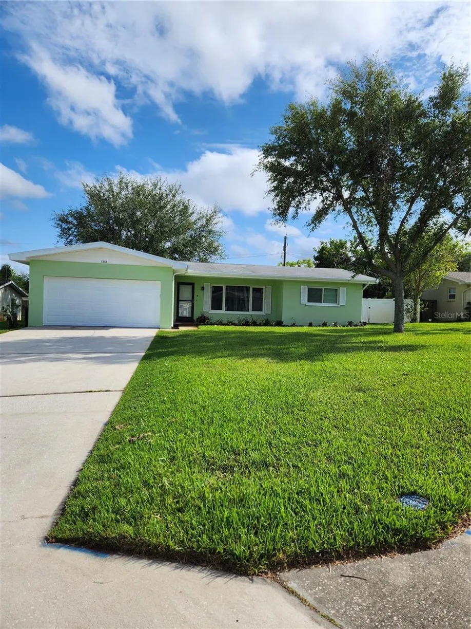 Sarasota/St. Petersburg Real Estate | View 1345 CAMBRIDGE DRIVE | 3 Beds, 2 Baths
