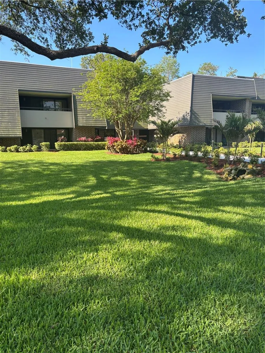 Sarasota/St. Petersburg Real Estate | View 36750 US 19, 5-111 | 1 Bed, 1 Bath