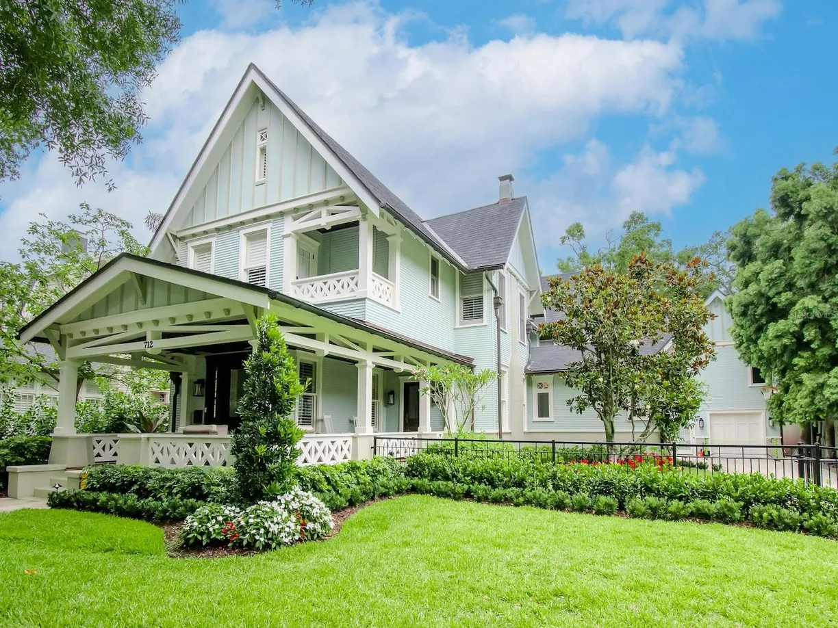Sarasota/St. Petersburg Real Estate | View 712 S NEWPORT AVENUE | Listing