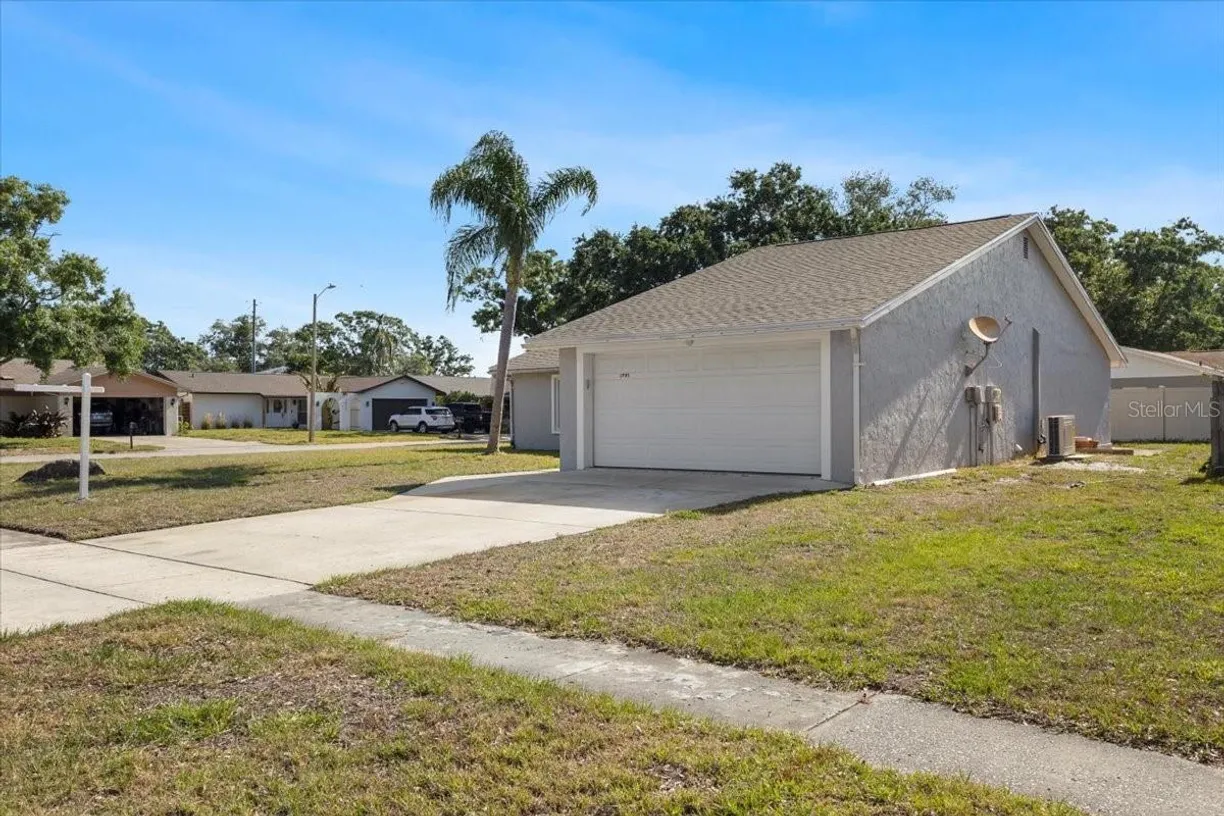 Sarasota/St. Petersburg Real Estate | View 1985 HASTINGS DRIVE | Listing