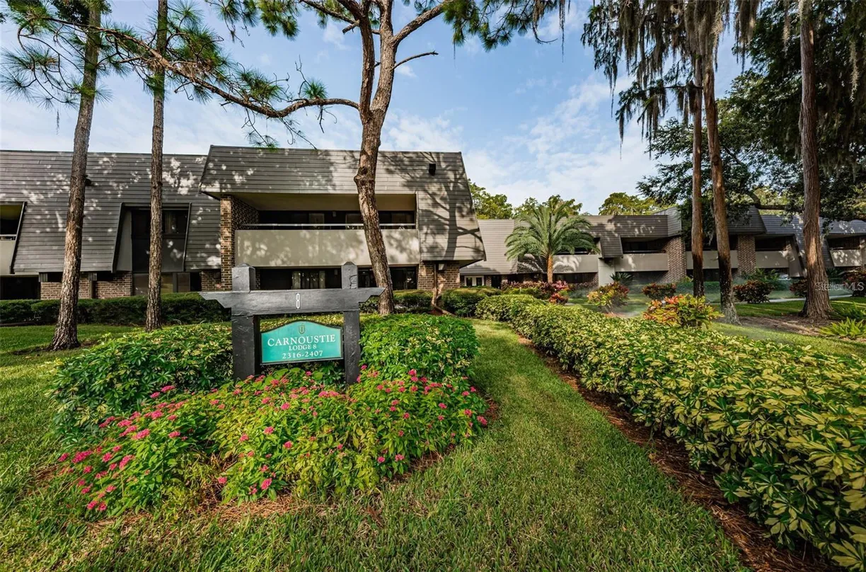 Sarasota/St. Petersburg Real Estate | View 36750 US 19, 3-124 | 3 Beds, 2 Baths