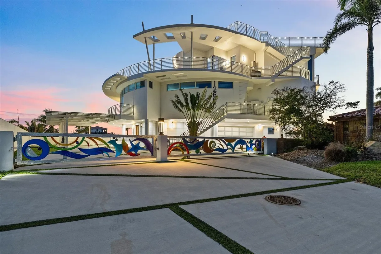 Sarasota/St. Petersburg Real Estate | View 12650 7TH STREET | 5 Beds, 6 Baths