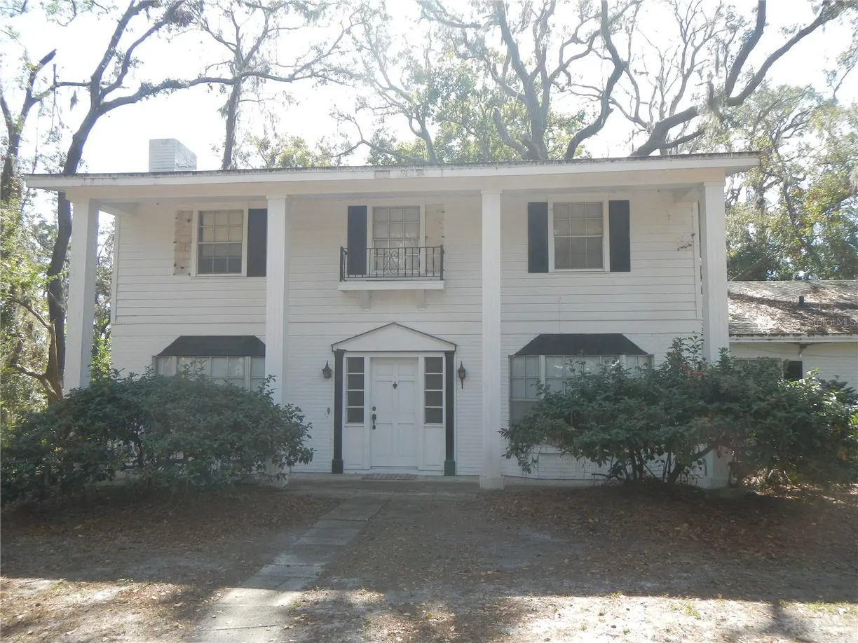 Sarasota/St. Petersburg Real Estate | View 14614 LAKE MAGDALENE CIRCLE | 4 Beds, 2 Baths