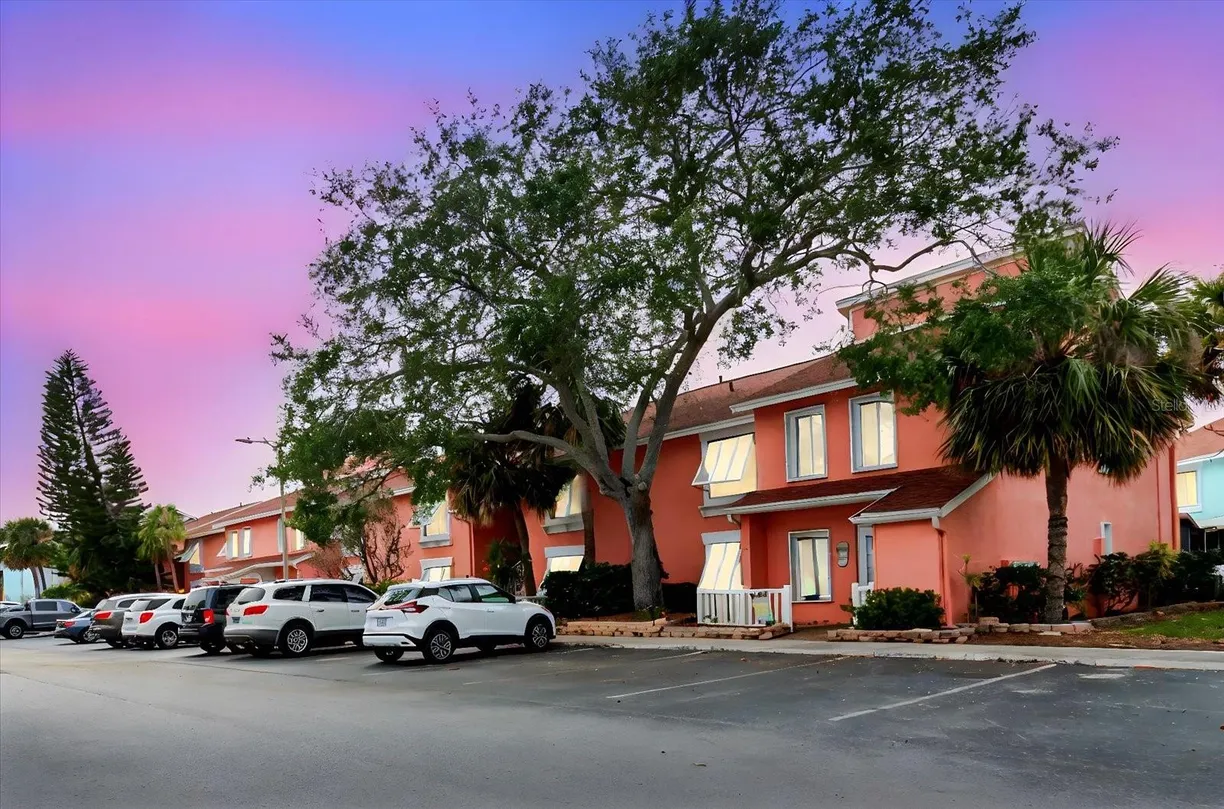 Sarasota/St. Petersburg Real Estate | View 3675 41ST WAY, K | 3 Beds, 2 Baths