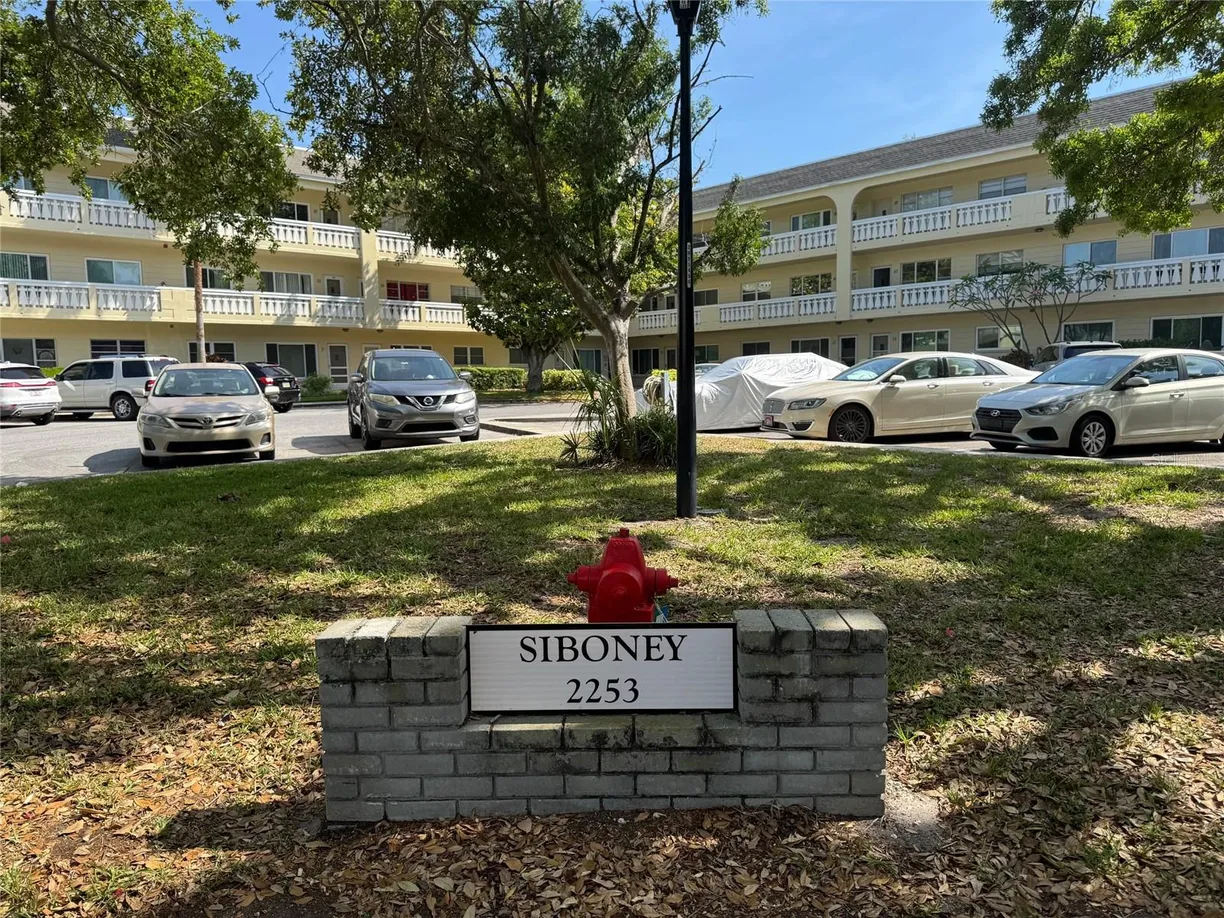 Sarasota/St. Petersburg Real Estate | View 2253 NORWEGIAN DRIVE, 63 | 2 Beds, 2 Baths