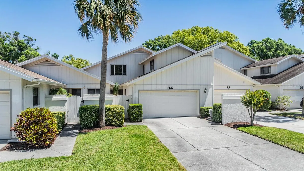 Sarasota/St. Petersburg Real Estate | View 486 LAKEVIEW DRIVE, 54 | 3 Beds, 2 Baths