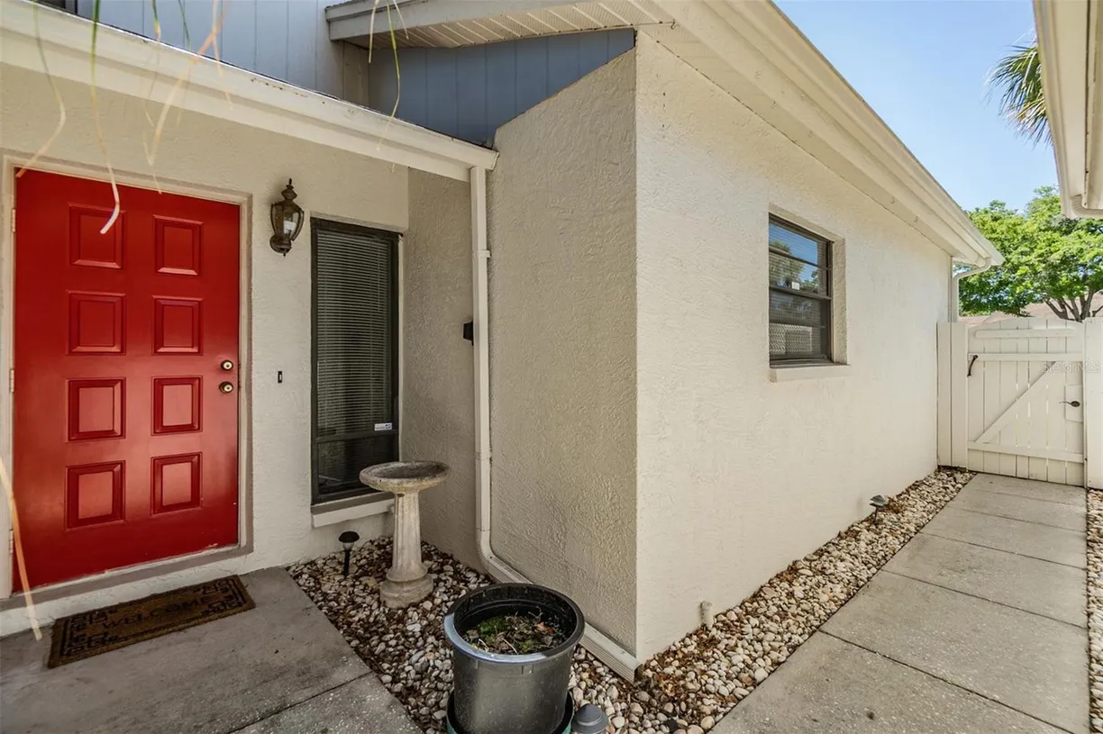 Sarasota/St. Petersburg Real Estate | View 486 LAKEVIEW DRIVE, 54 | Listing