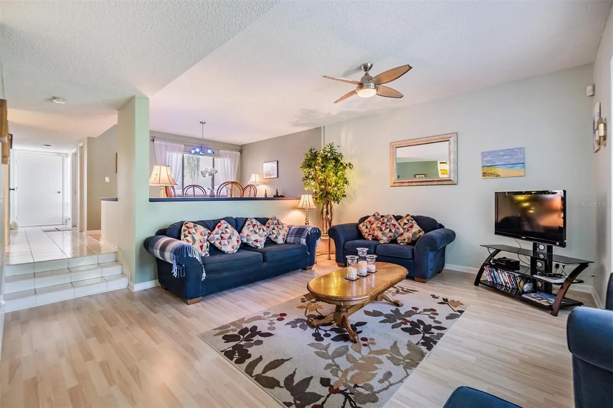 Sarasota/St. Petersburg Real Estate | View 486 LAKEVIEW DRIVE, 54 | Listing