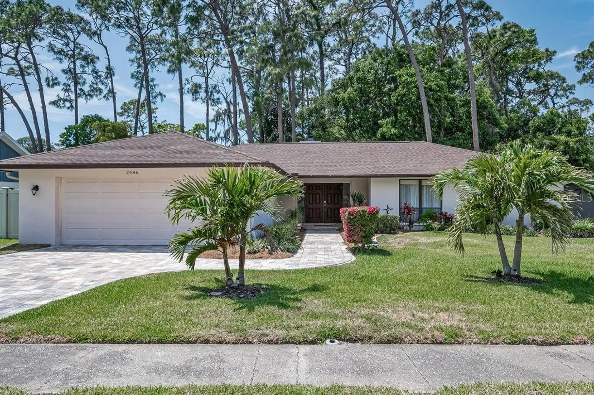 Sarasota/St. Petersburg Real Estate | View 2486 INDIAN TRAIL | 3 Beds, 2 Baths