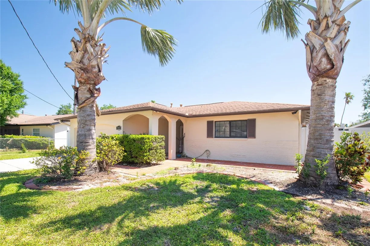 Sarasota/St. Petersburg Real Estate | View 5921 DENVER STREET | 3 Beds, 2 Baths