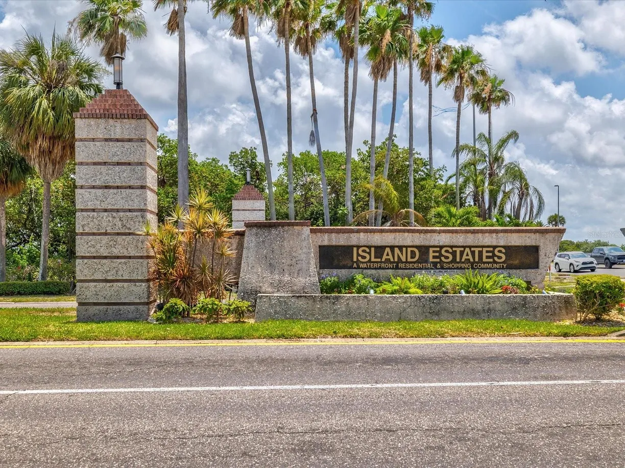 Sarasota/St. Petersburg Real Estate | View 736 ISLAND WAY, 1101 | Listing