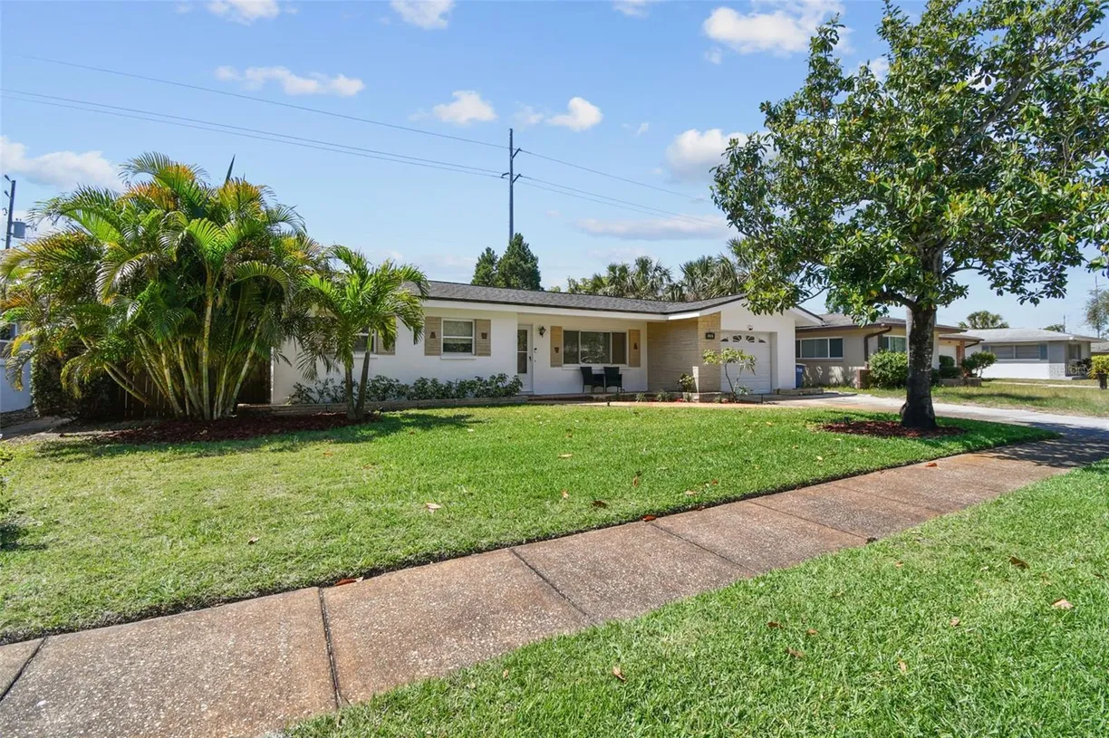 Sarasota/St. Petersburg Real Estate | View 1751 ASHTON ABBEY ROAD | Listing