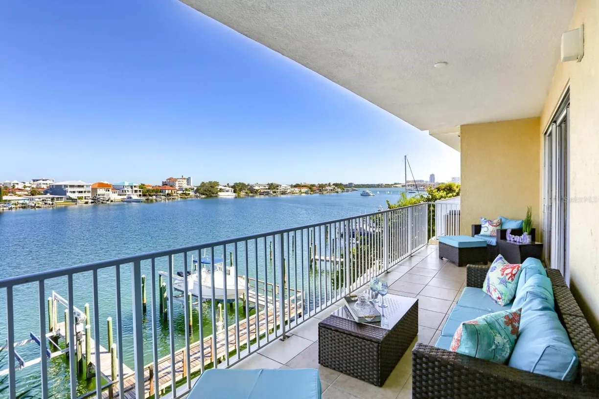 Sarasota/St. Petersburg Real Estate | View 600 BAYWAY BOULEVARD, 304 | Listing