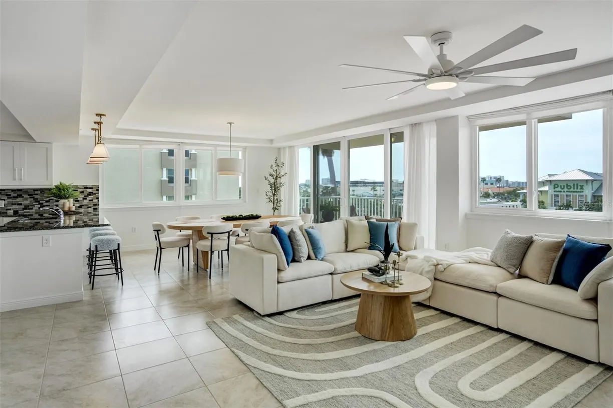 Sarasota/St. Petersburg Real Estate | View 223 ISLAND WAY, 5D | Listing