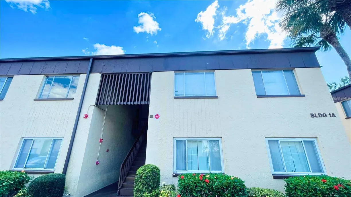 Sarasota/St. Petersburg Real Estate | View 611 N KEENE ROAD, C | 2 Beds, 1 Bath