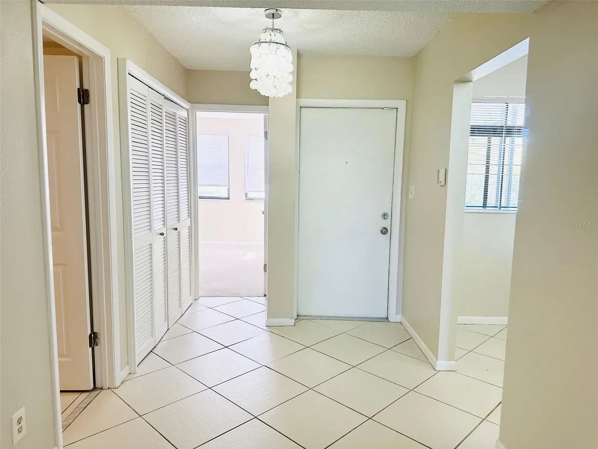 Sarasota/St. Petersburg Real Estate | View 2024 BLUE HAWK COURT, 1822 | Listing