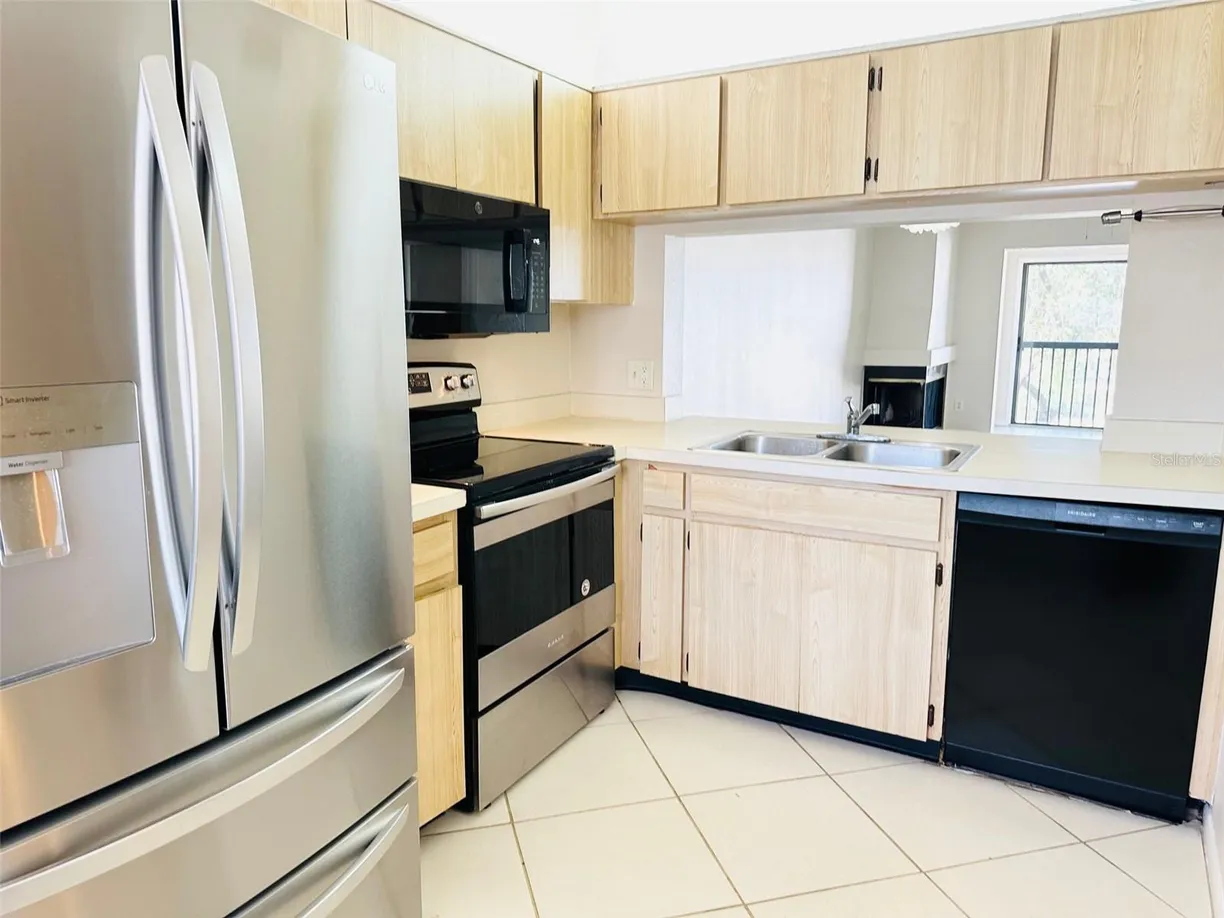 Sarasota/St. Petersburg Real Estate | View 2024 BLUE HAWK COURT, 1822 | Listing