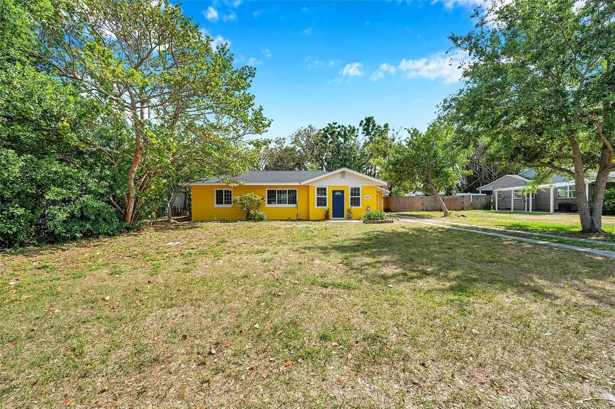 Sarasota/St. Petersburg Real Estate | View 1665 LAURA STREET | Listing