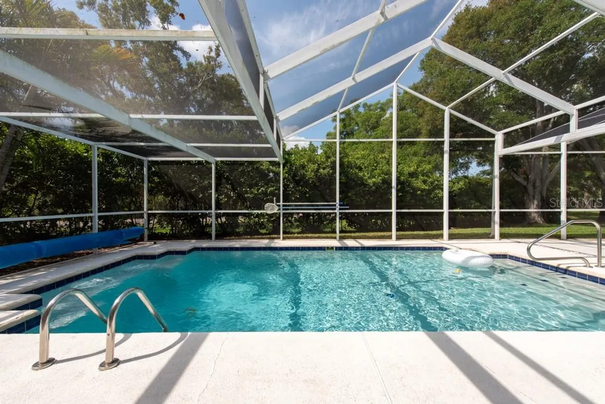 Sarasota/St. Petersburg Real Estate | View 1551 MCAULIFFE LANE | Listing