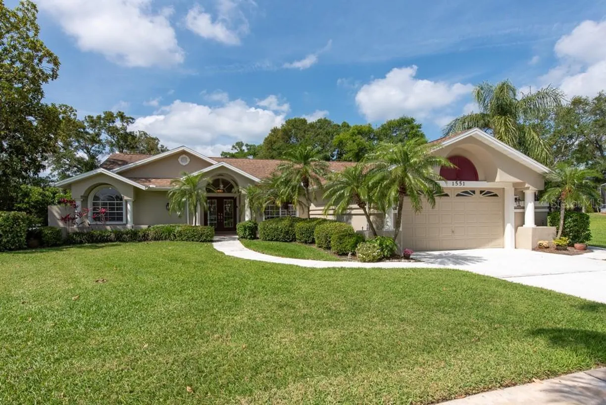 Sarasota/St. Petersburg Real Estate | View 1551 MCAULIFFE LANE | 3 Beds, 2 Baths