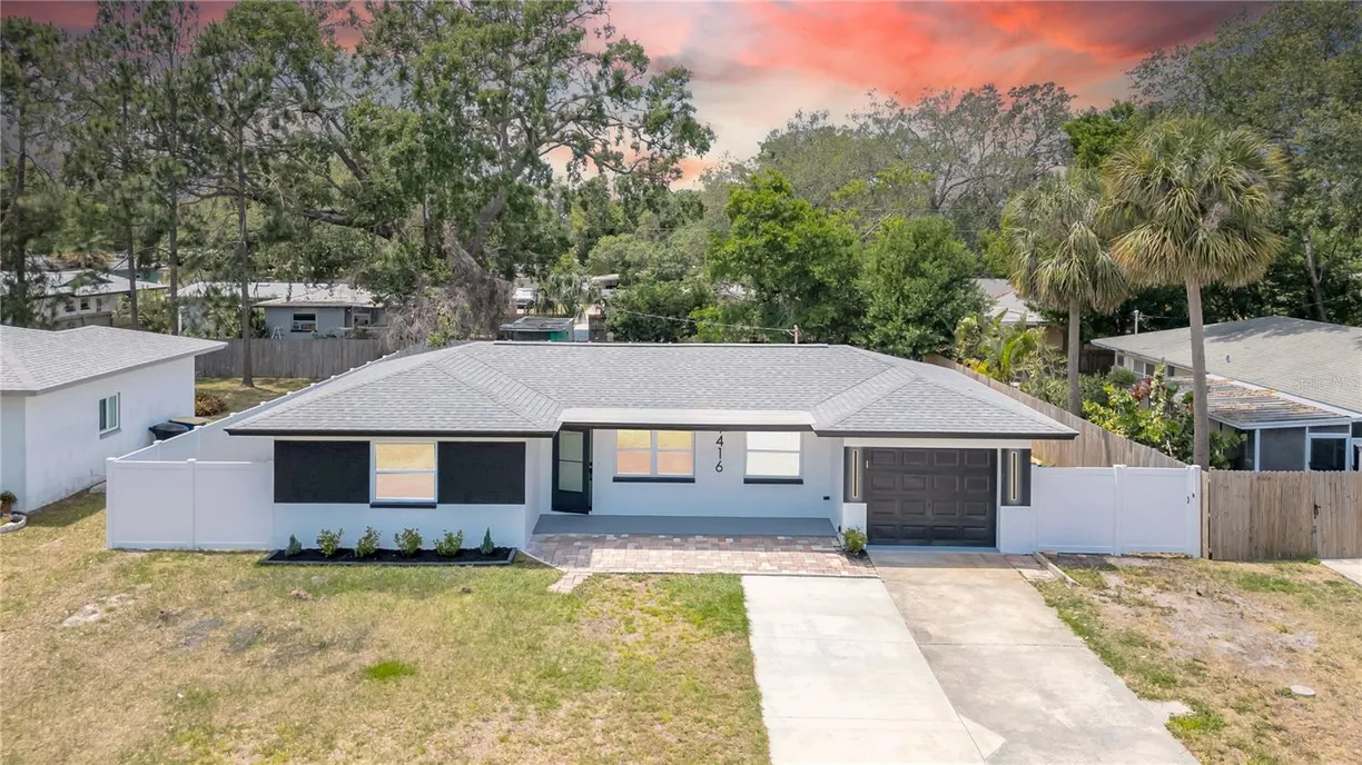 Sarasota/St. Petersburg Real Estate | View 1416 MURRAY AVENUE | Listing