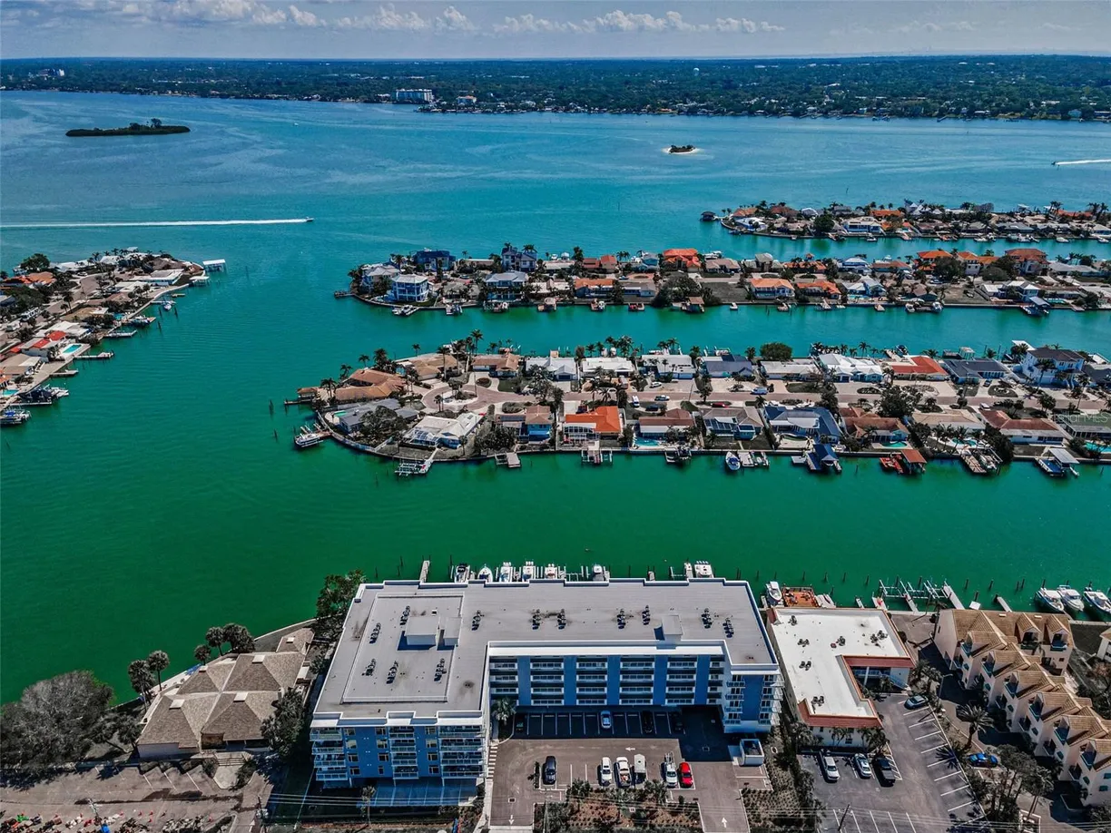 Sarasota/St. Petersburg Real Estate | View 415 ISLAND WAY, 511 | Listing