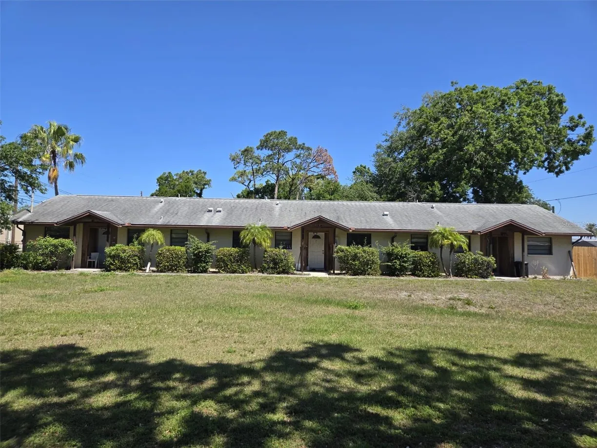 Sarasota/St. Petersburg Real Estate | View 125 69TH STREET