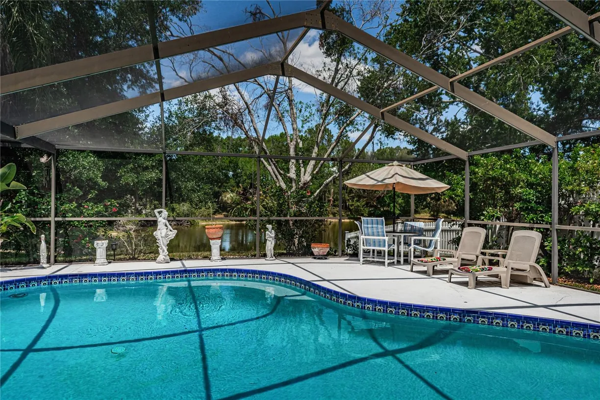 6804 SEAFAIRER DRIVE, TAMPA, FL 33615 Property for sale