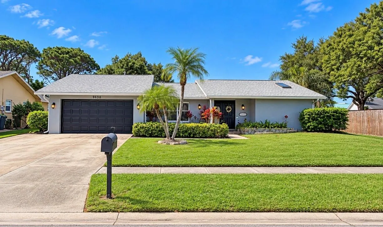 9690 LEEWARD AVENUE, LARGO, FL 33773 Property for sale