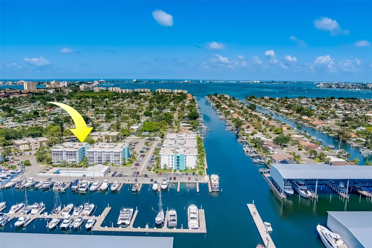 Sarasota/St. Petersburg Real Estate | View 4910 38TH WAY, 207 | 2 Beds, 2 Baths