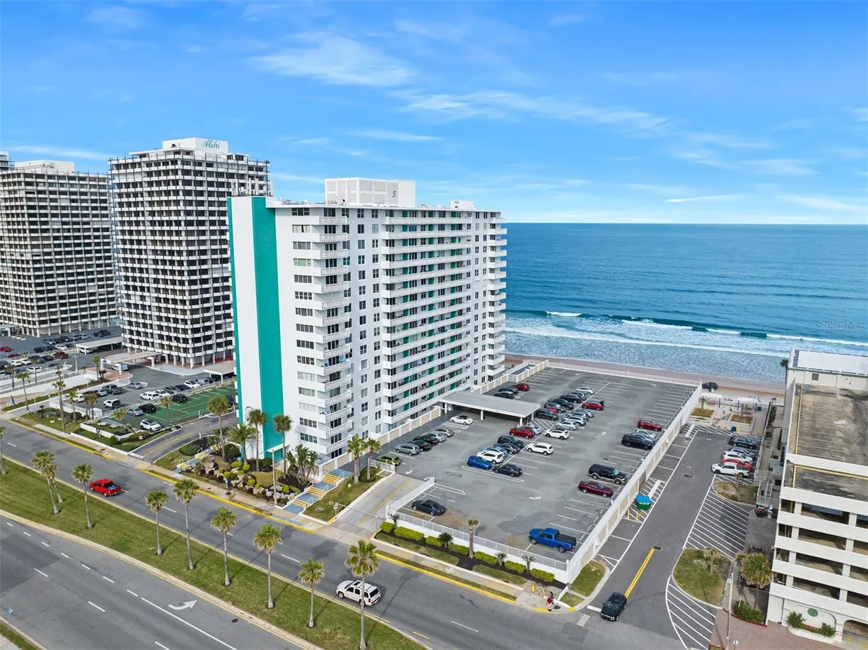 Central Florida Real Estate | View 2800 N ATLANTIC AVENUE, 101 | 2 Beds, 2 Baths