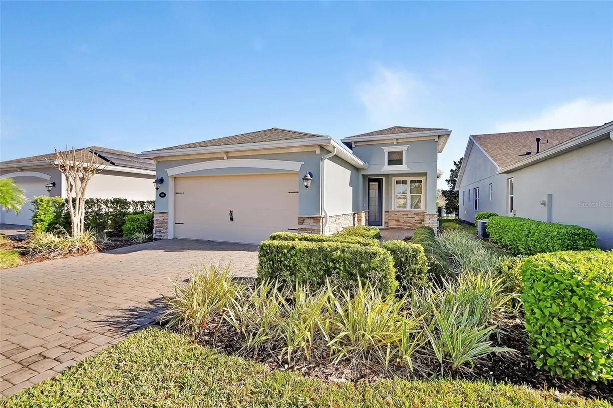 Central Florida Real Estate | View 1079 LINCOLNSHIRE DRIVE | Listing