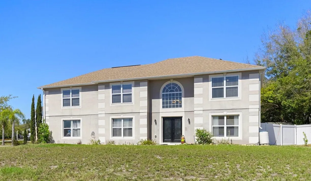 Central Florida Real Estate | View 707 LEEWARD DRIVE | 5 Beds, 2 Baths