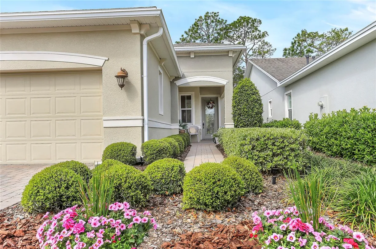 Central Florida Real Estate | View 1684 VICTORIA GARDENS DRIVE | Listing