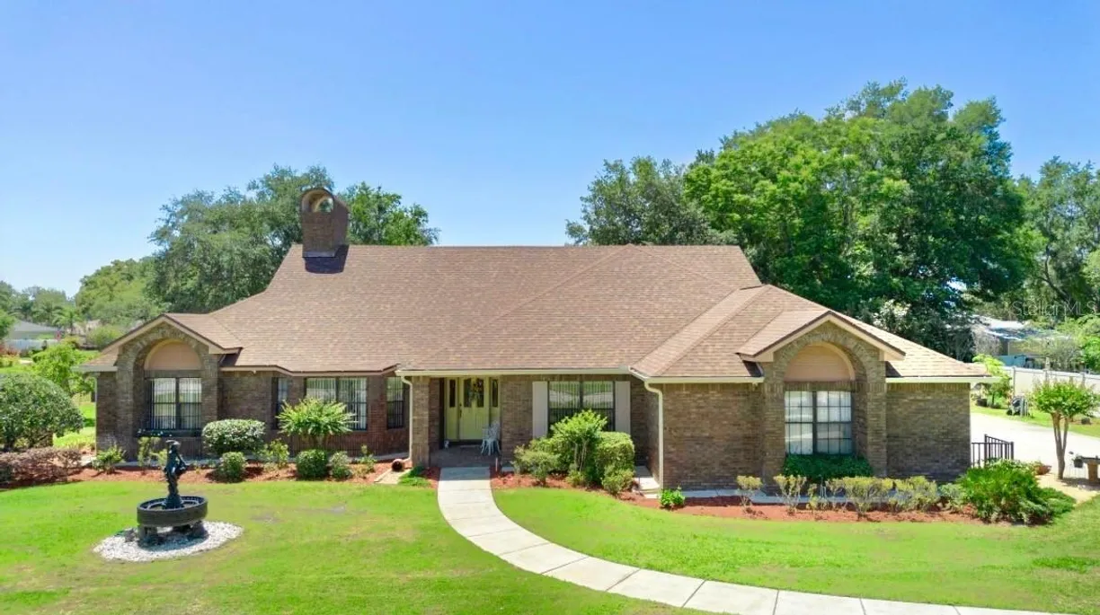 Central Florida Real Estate | View 585 SUMMERHAVEN DRIVE | 4 Beds, 4 Baths