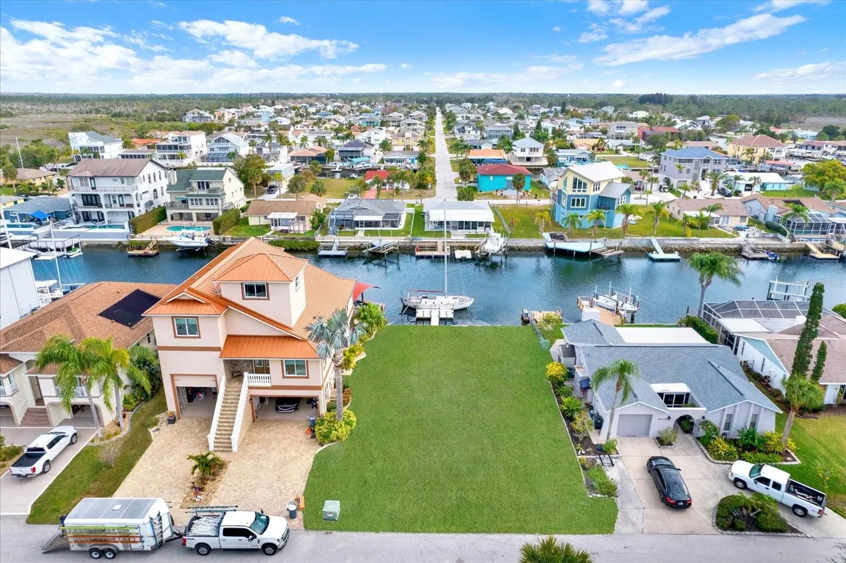 Sarasota/St. Petersburg Real Estate | View SOUTHWIND DRIVE | Listing