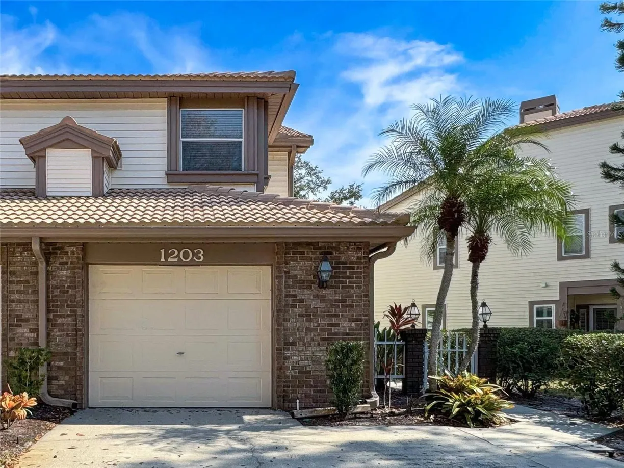 Sarasota/St. Petersburg Real Estate | View 1203 CLAYS TRAIL, 406 | Listing