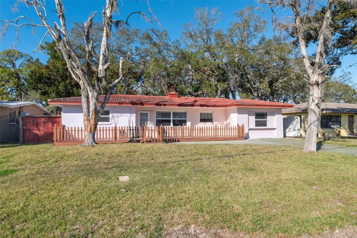 Sarasota/St. Petersburg Real Estate | View 4929 AVERY ROAD | Listing